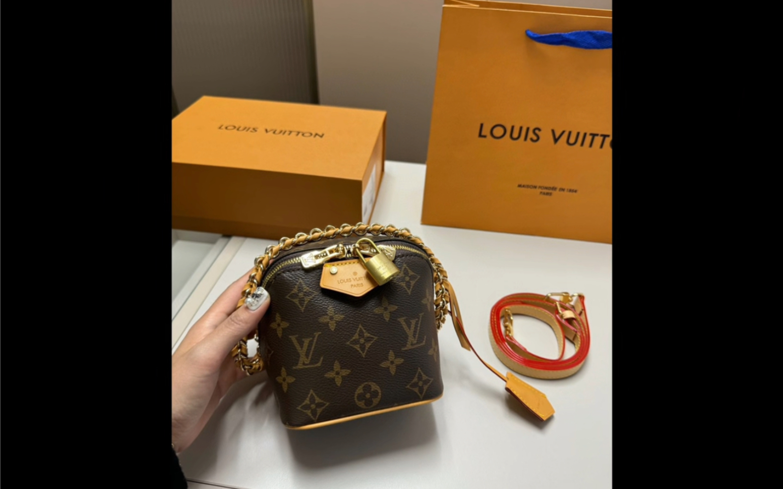 lv小方包lv 走秀款骰子包