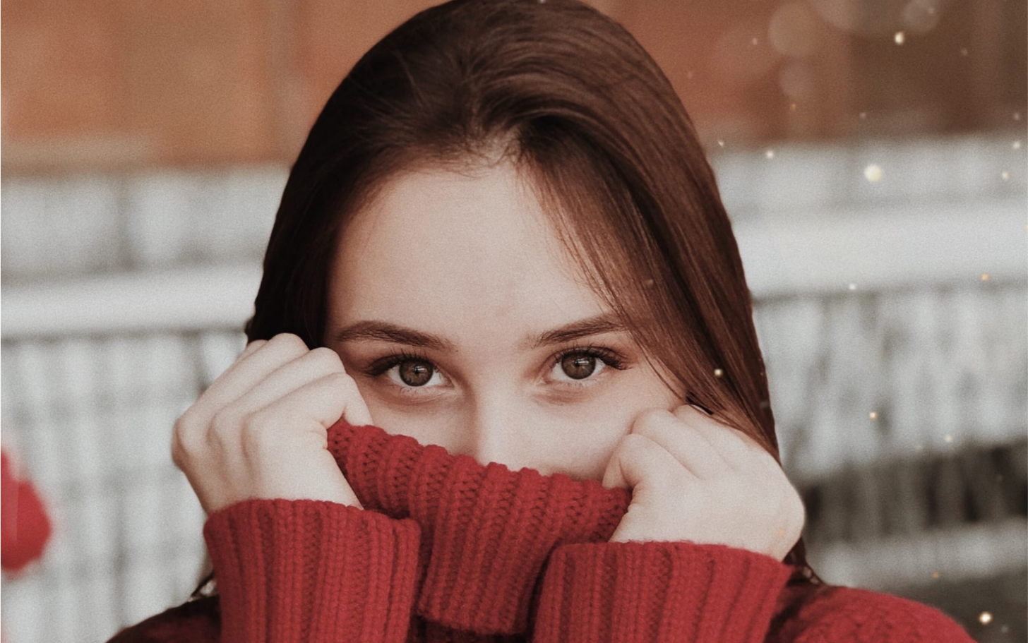 18岁达莎,居住地俄罗斯叶卡,曾来过中国,喜欢旅游运动美食交友