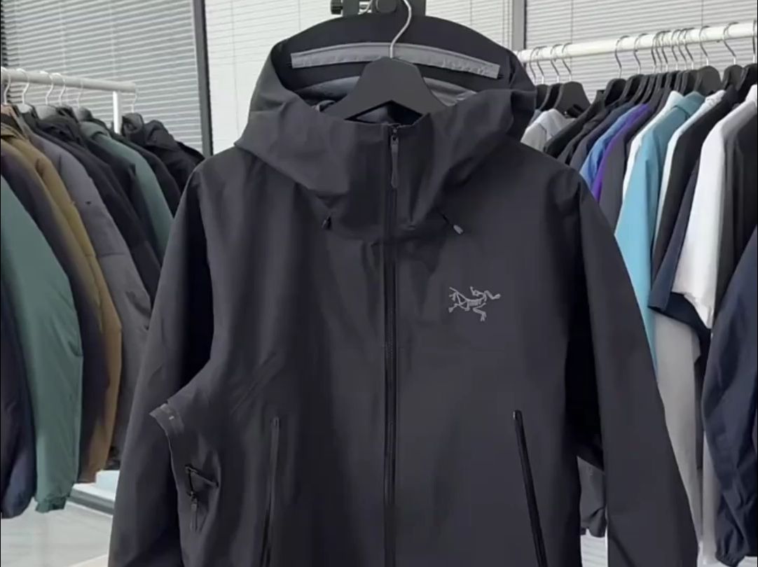 奢潮冲锋衣分享始祖鸟betalt硬壳测评实拍