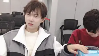 【飞鱼】彭云飞你小子眼睛一瞟我就知道你没憋好屁！！！