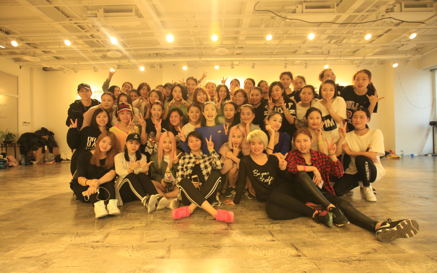 【龙舞天团】沸沸老师编舞3.