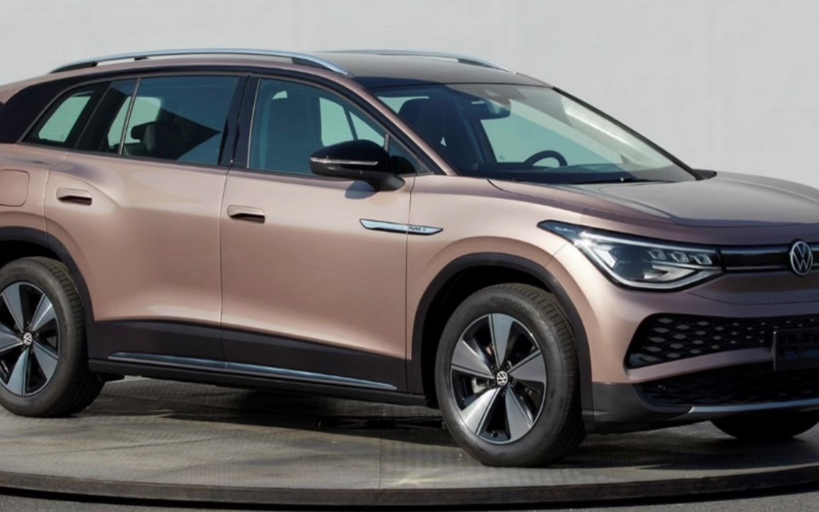 大众 4s店真狠!买id.6x电动车送朗逸燃油车,价值12.49万!