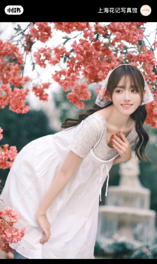 【万丽娜】24.04.01,帽子戏法!写真馆轻松带帽再次