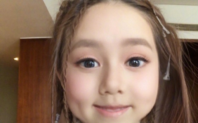 小小邓的愿望-以后要做歌星