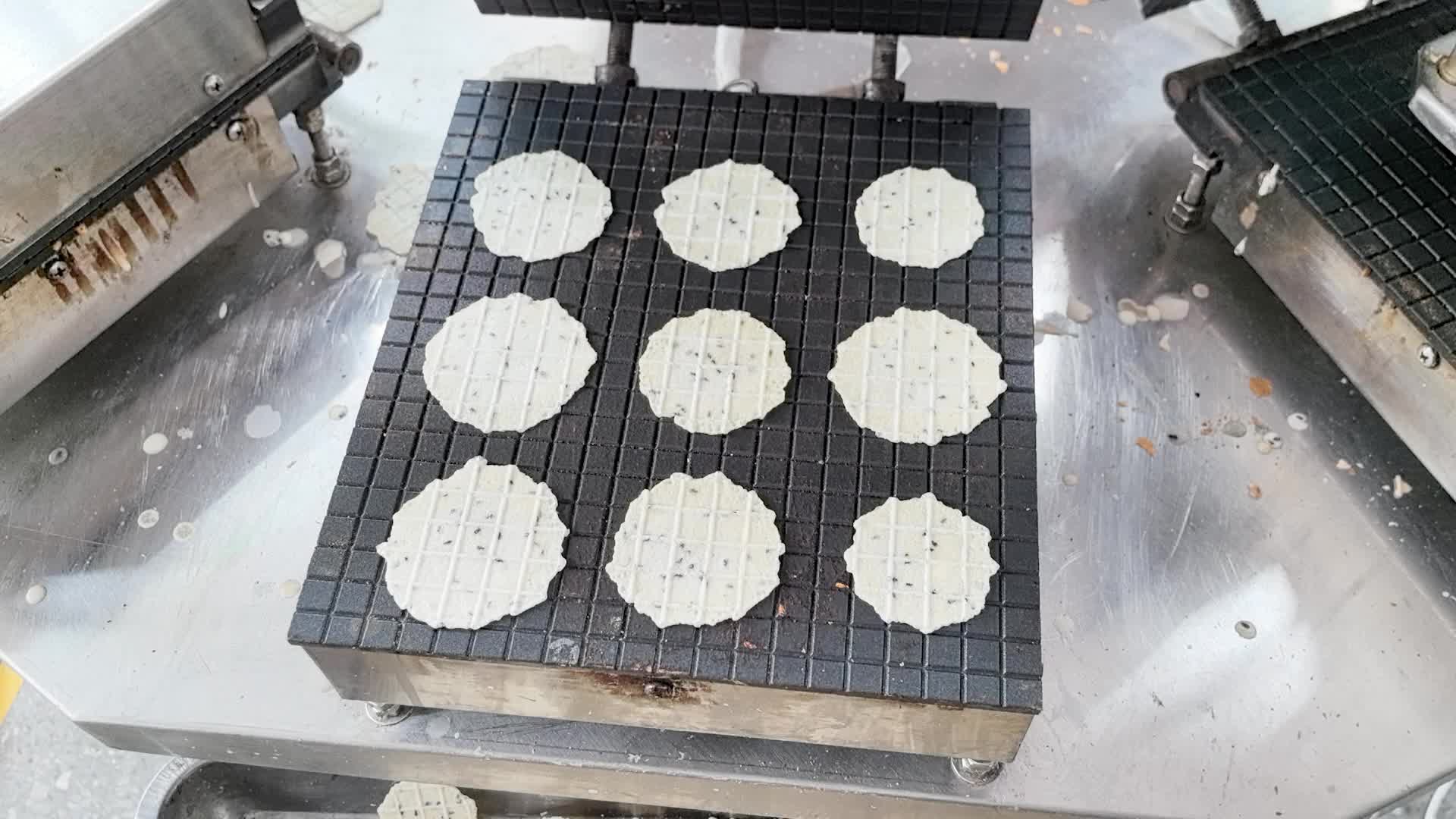 内蒙烤奶皮子机器 全自动鲜奶皮成型机械