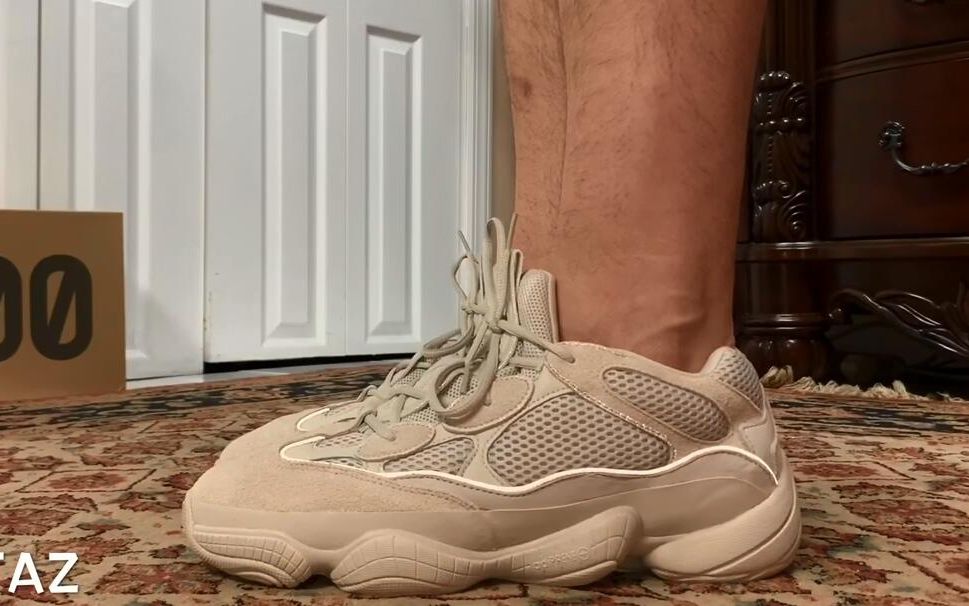 adidasyeezy500blushonfoot侃爷复古老爹鞋上脚实拍