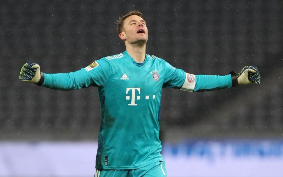 12-13欧冠诺伊尔扑救集锦