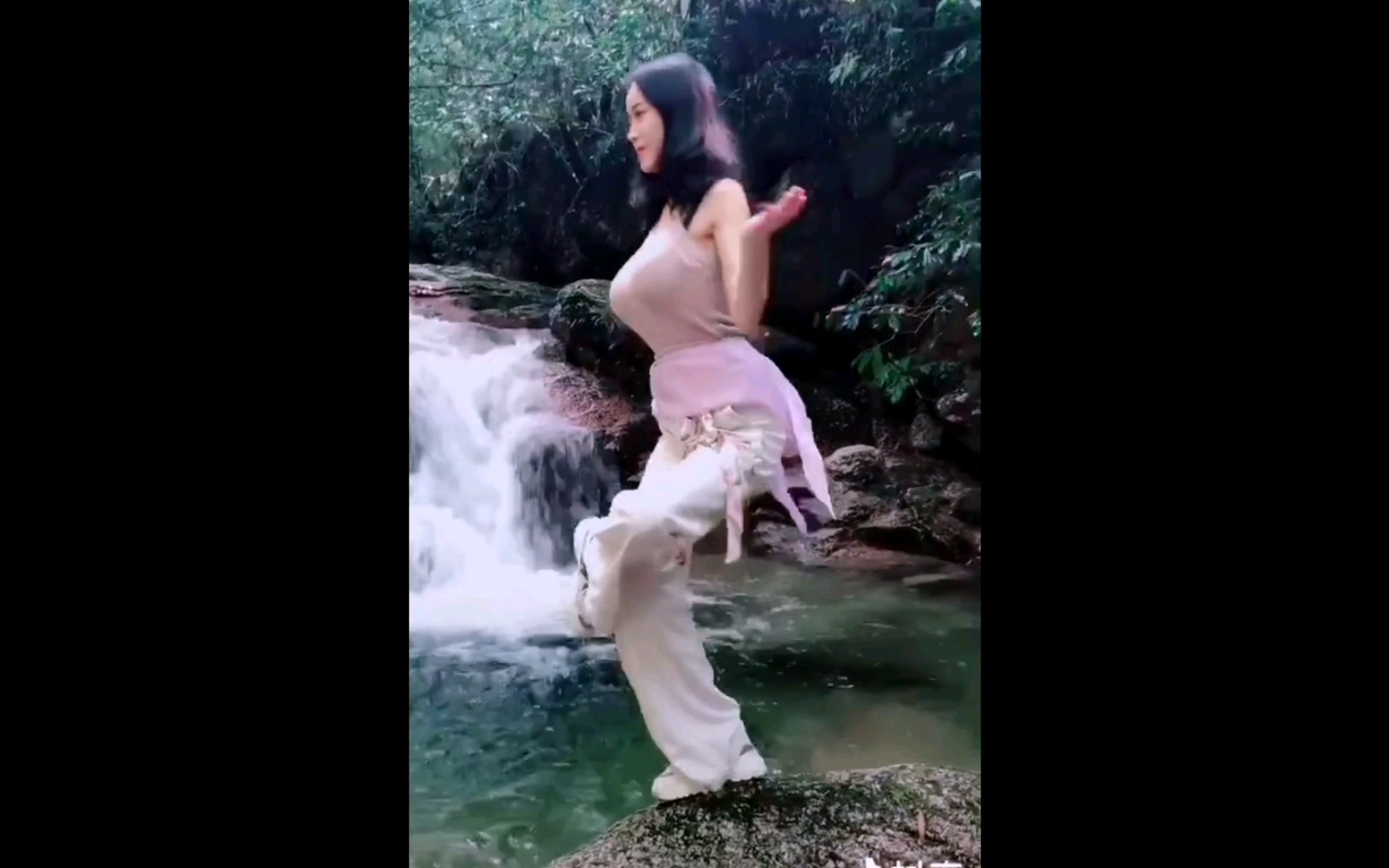 抖音#潘春春 合集,微胖才是女神中的极品!