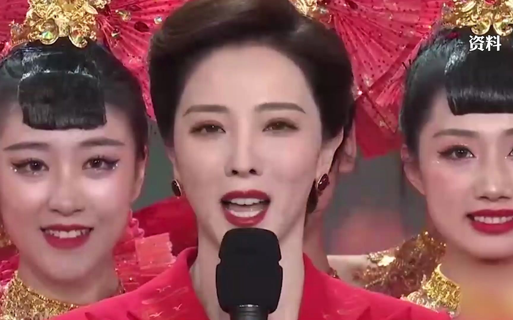 李思思口红色号连续三年登顶热搜网友在线等挺急的