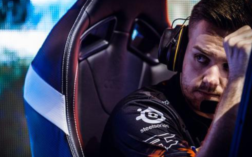 csgo手枪天才第一akniko集锦第一期结尾含roll