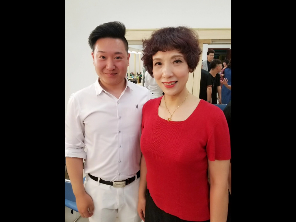 天津相声名家 刘春慧老师 庞军老师 后一张是和刘老师鱼龙百戏同台