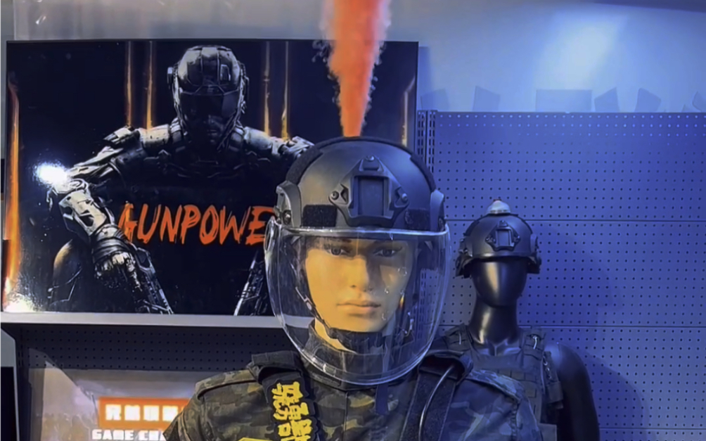 兄弟联真人cs吃鸡装备