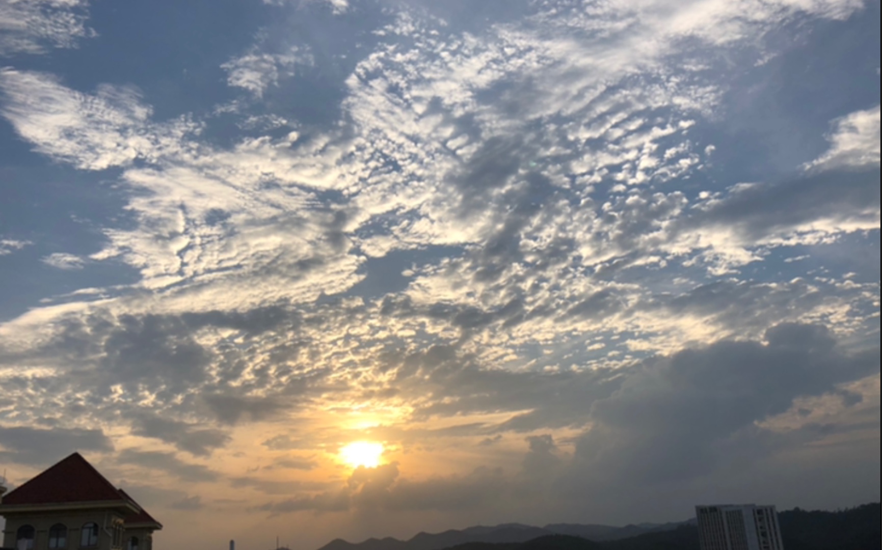 傍晚的天空~~夕阳余晖