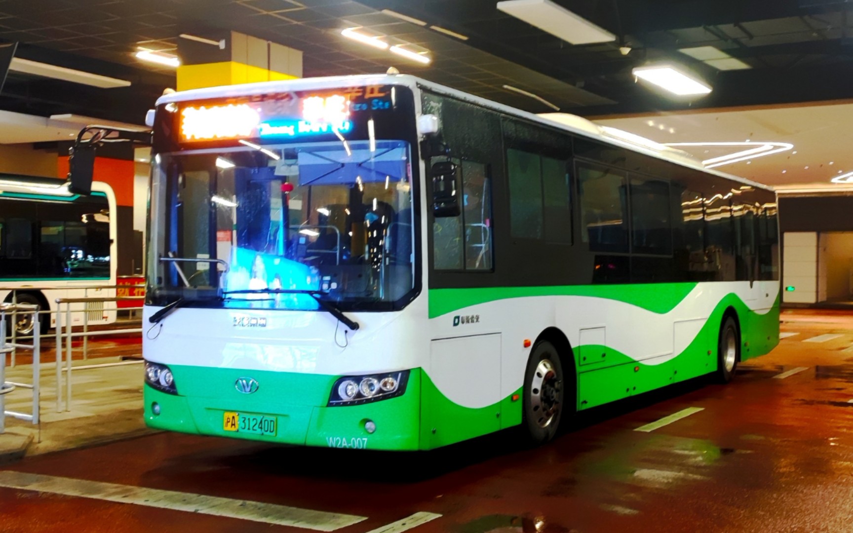 (奉贤巴士公交)上海莘南高速线公交车全程(莘庄地铁站(南广场)→南桥