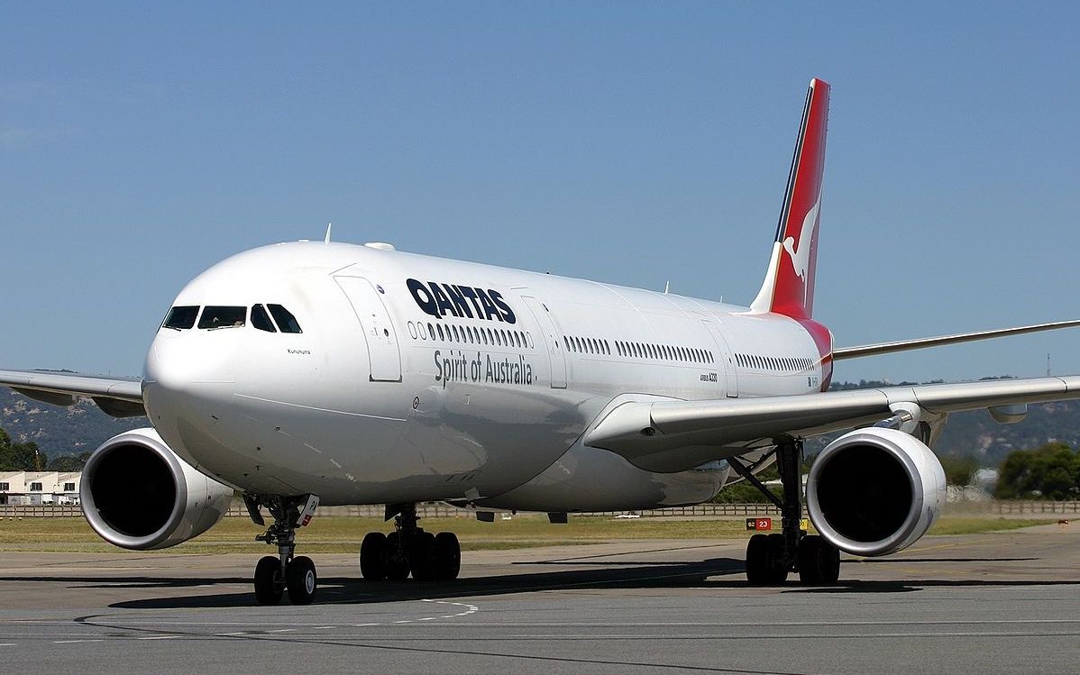 空中浩劫s18e07生肉澳洲航空72号班机空难