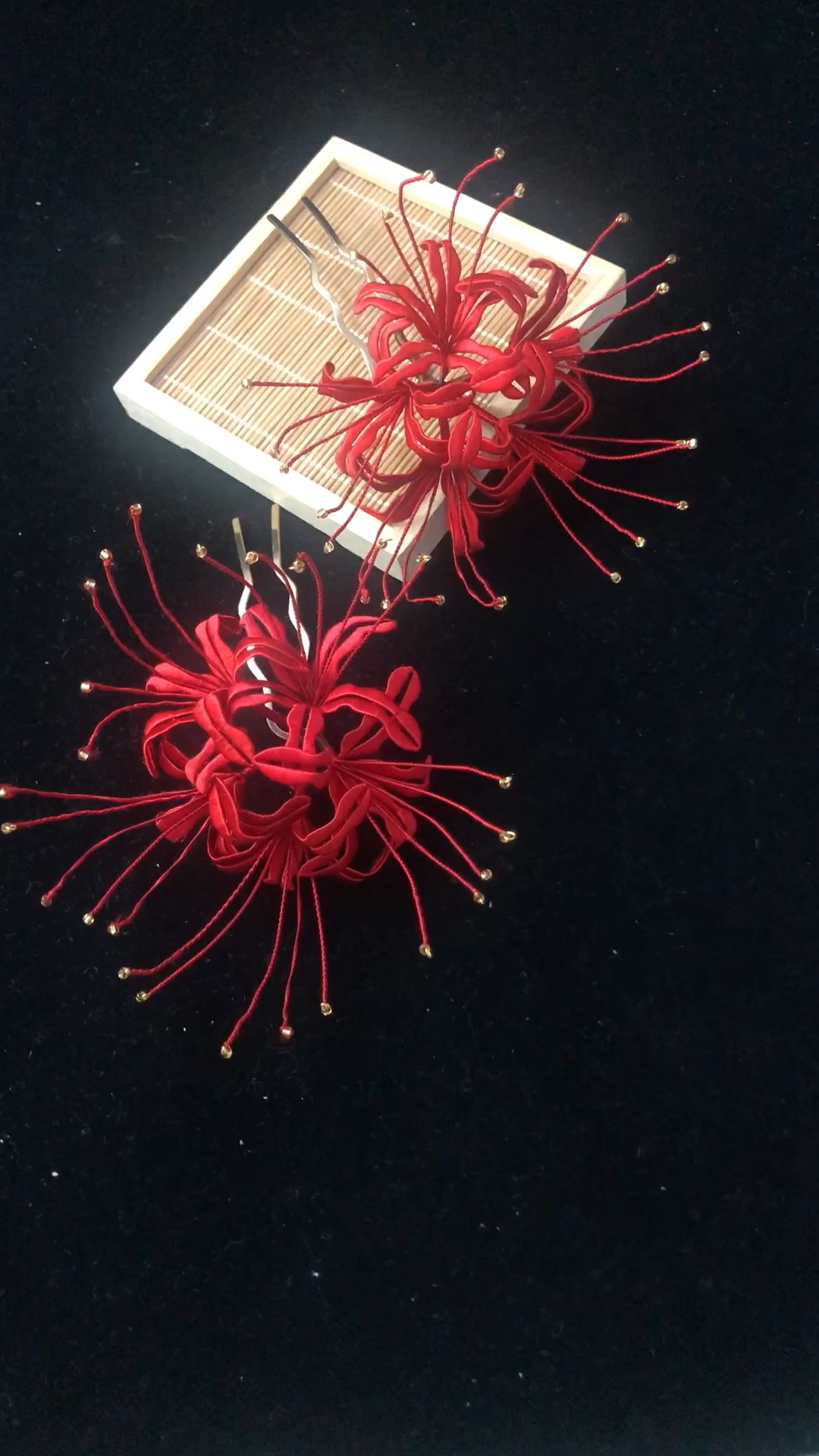 缠花彼岸花开一千年落一千年花叶