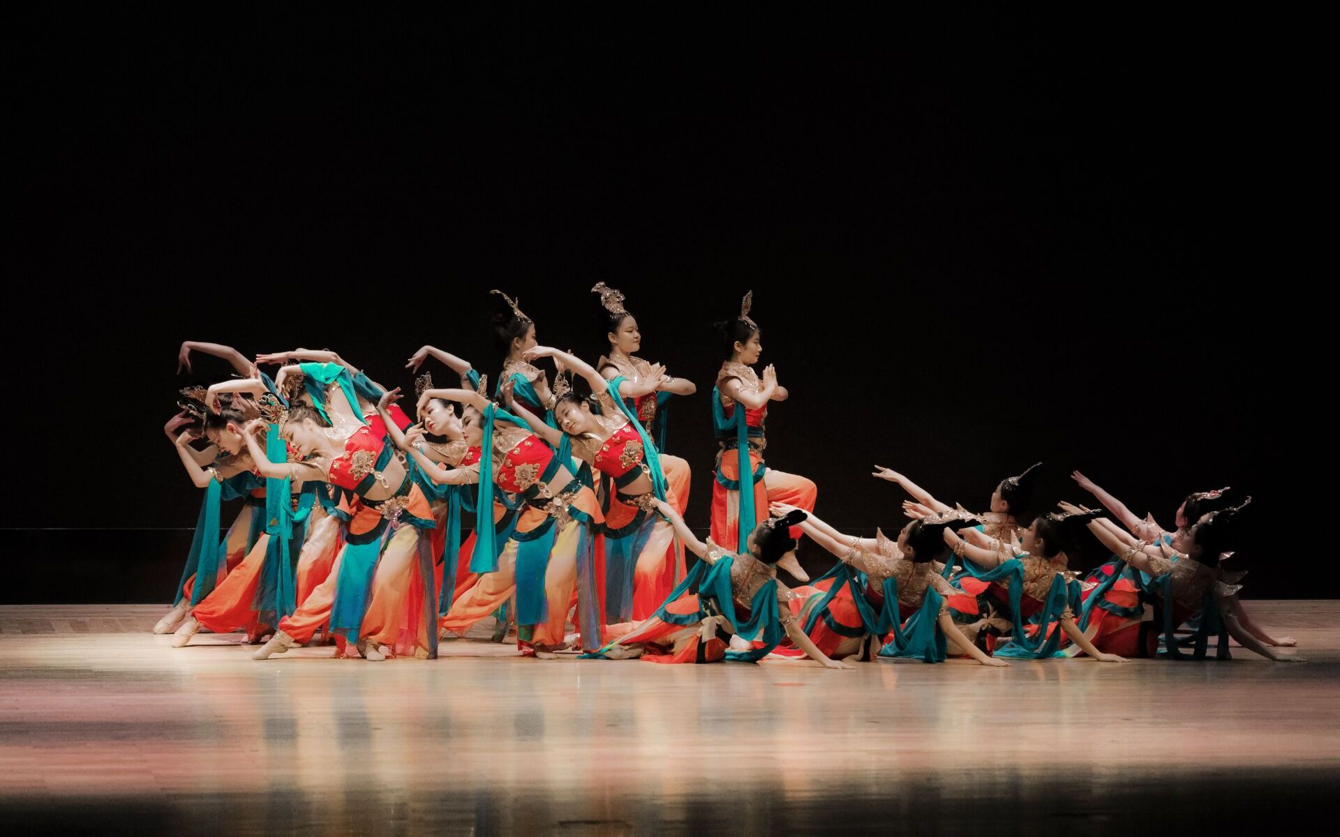 【华电子衿舞蹈团】《乐天舞》 敦煌舞 古典舞 翻跳 2020年大艺展