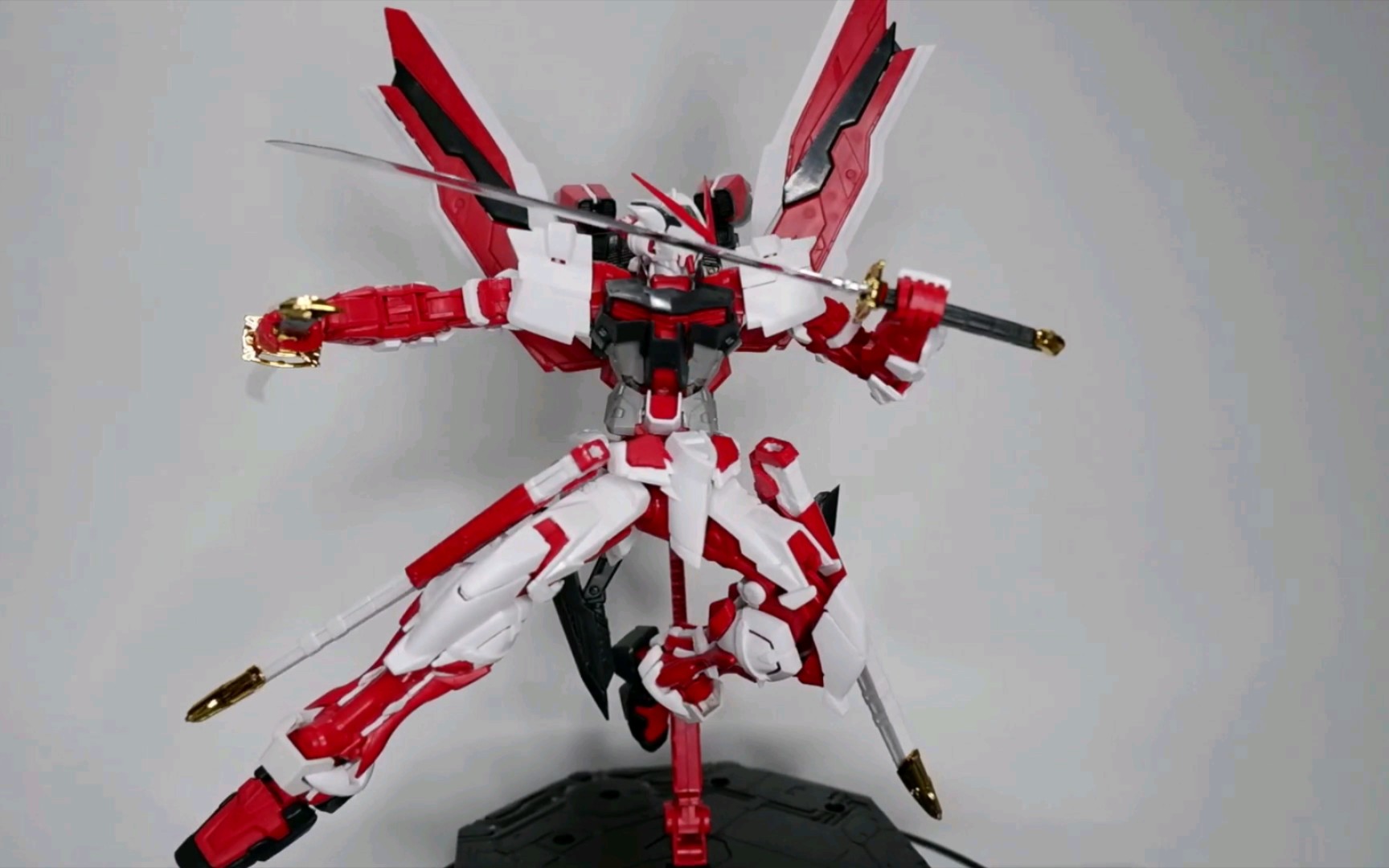 【搬运】大班6601 mg1/100 红异端改 新模 asmr 高达模型拼装制作过程