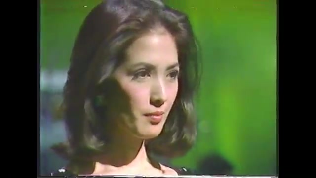 ブルーライトヨコハマ 石田良子 1977年现场版哔哩哔哩bilibili