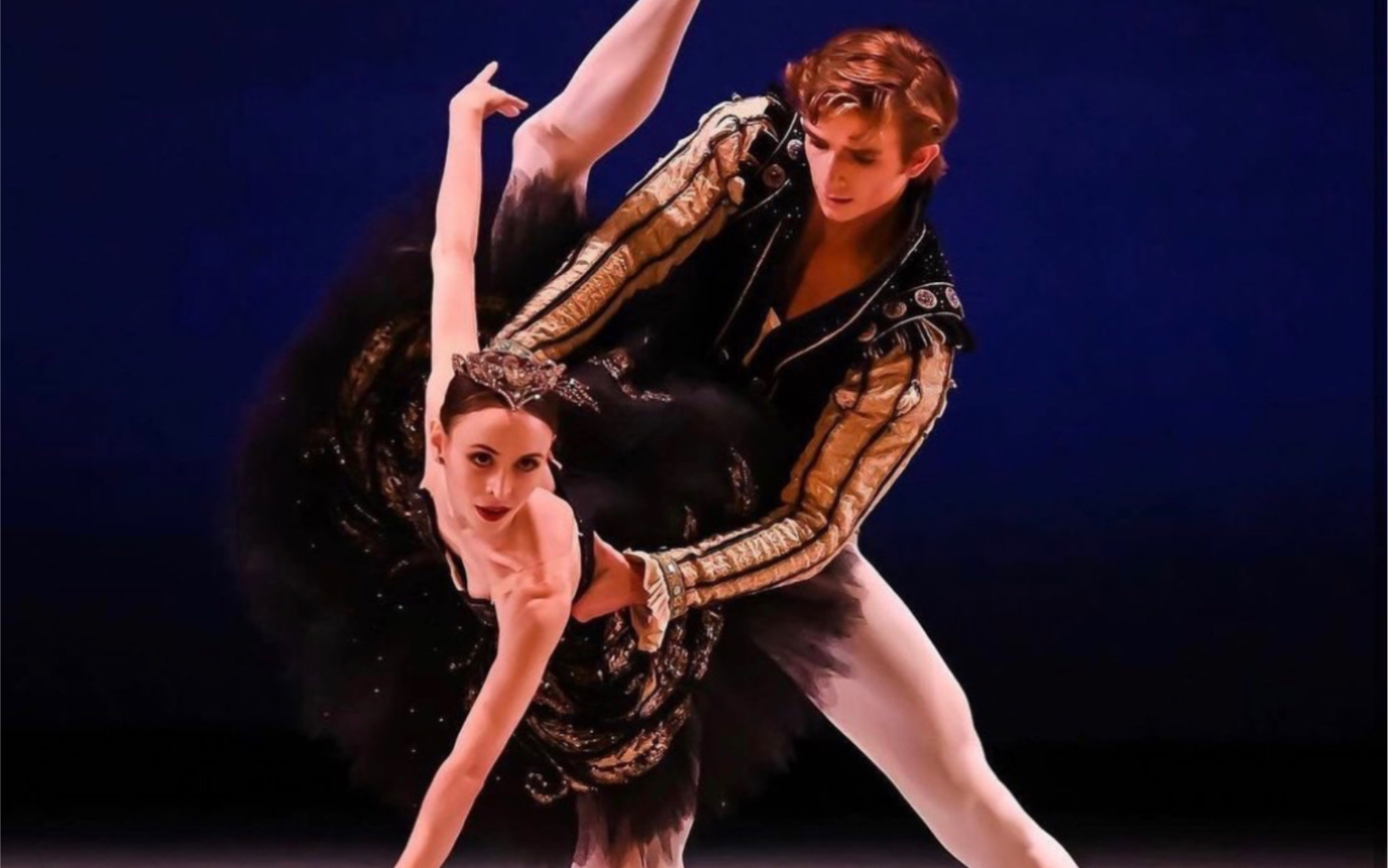 【芭蕾】skylar brandt天鹅湖debut黑天鹅双人舞片段