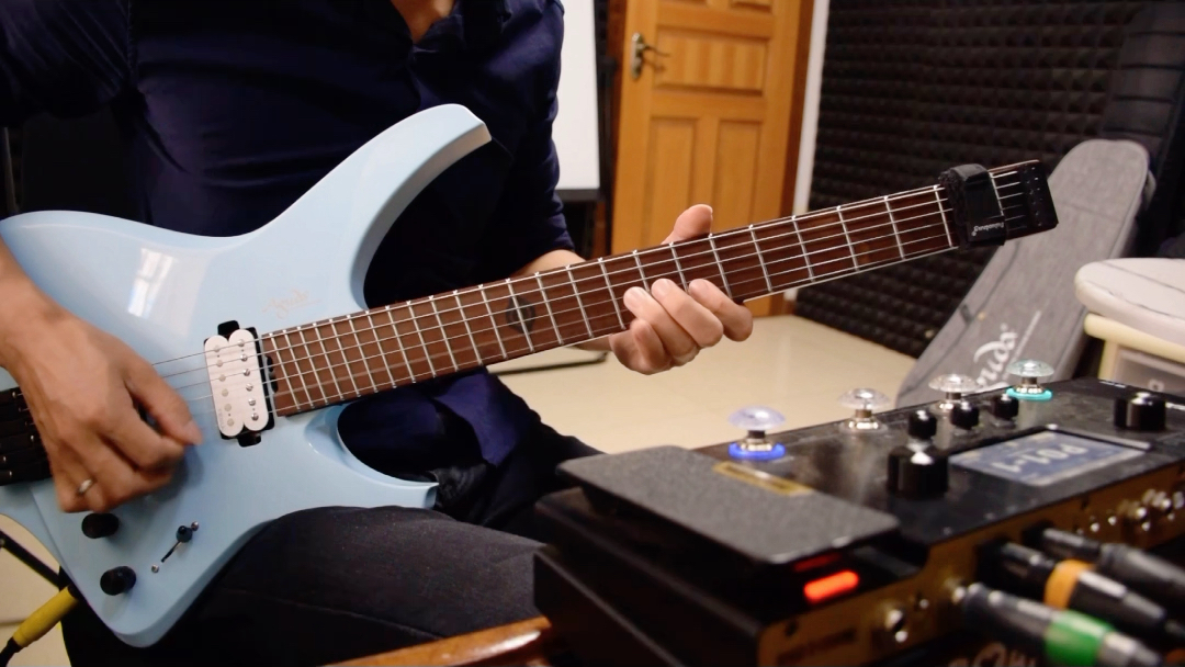 阿骨打无头电吉他  演奏试听