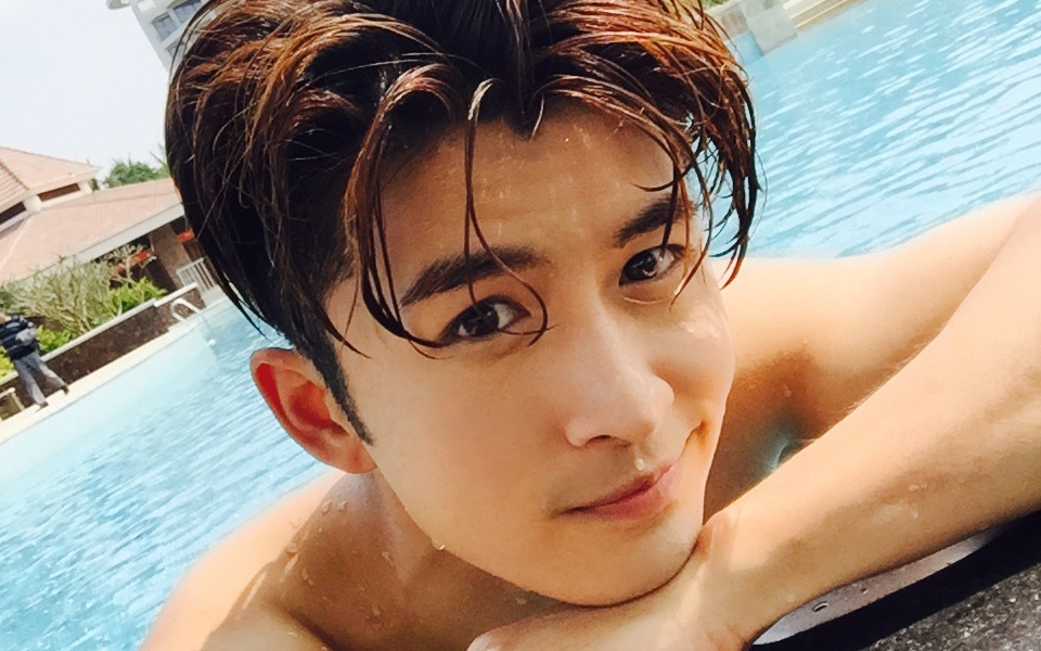 张云龙笑容合集融化在小哥哥温暖阳光的笑容里