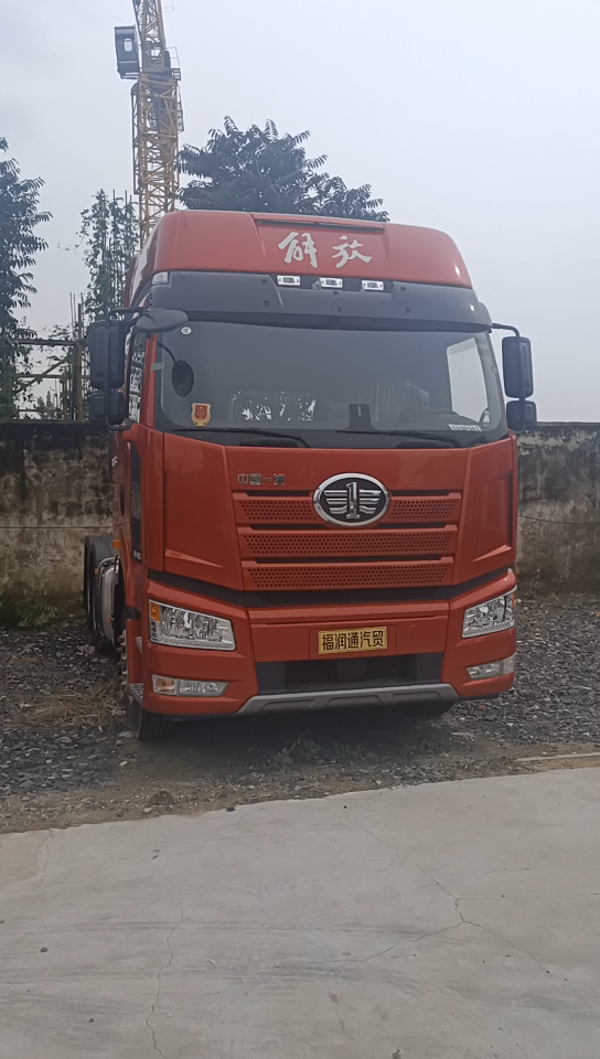 国产卡车解放j6p