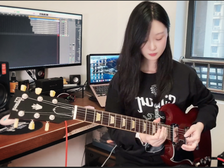 心做し majiko 喜欢这个solo很久了 也好久没弹sg了 那就用他试一试