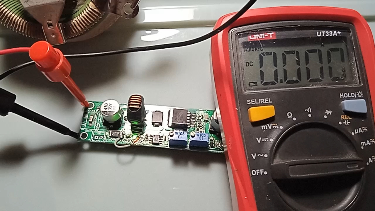 xl4015的输出端短路以及sw引脚对地短路后的现象