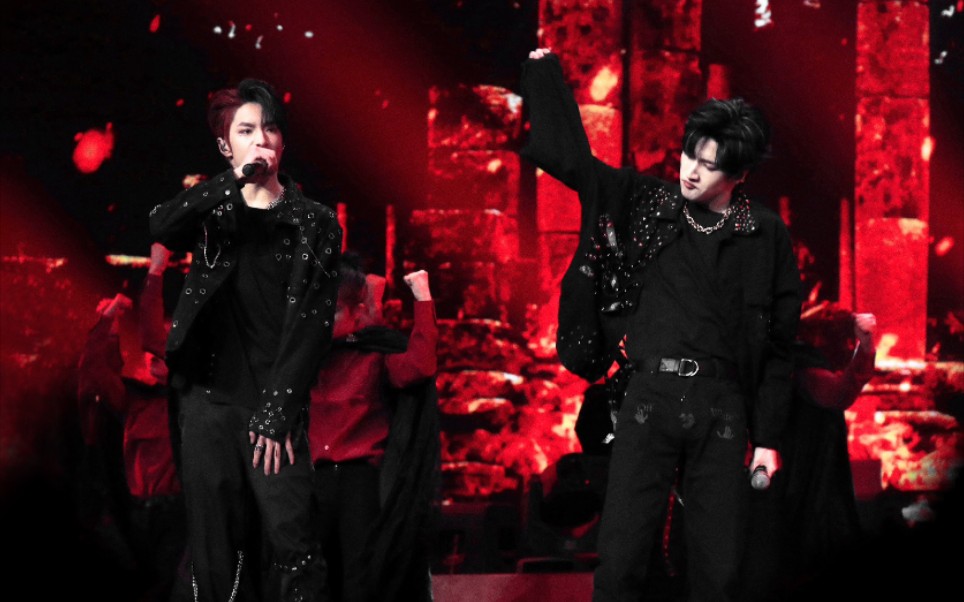 刘耀文严浩翔少年onfire第二季第一次公演巴比伦炸翻全场