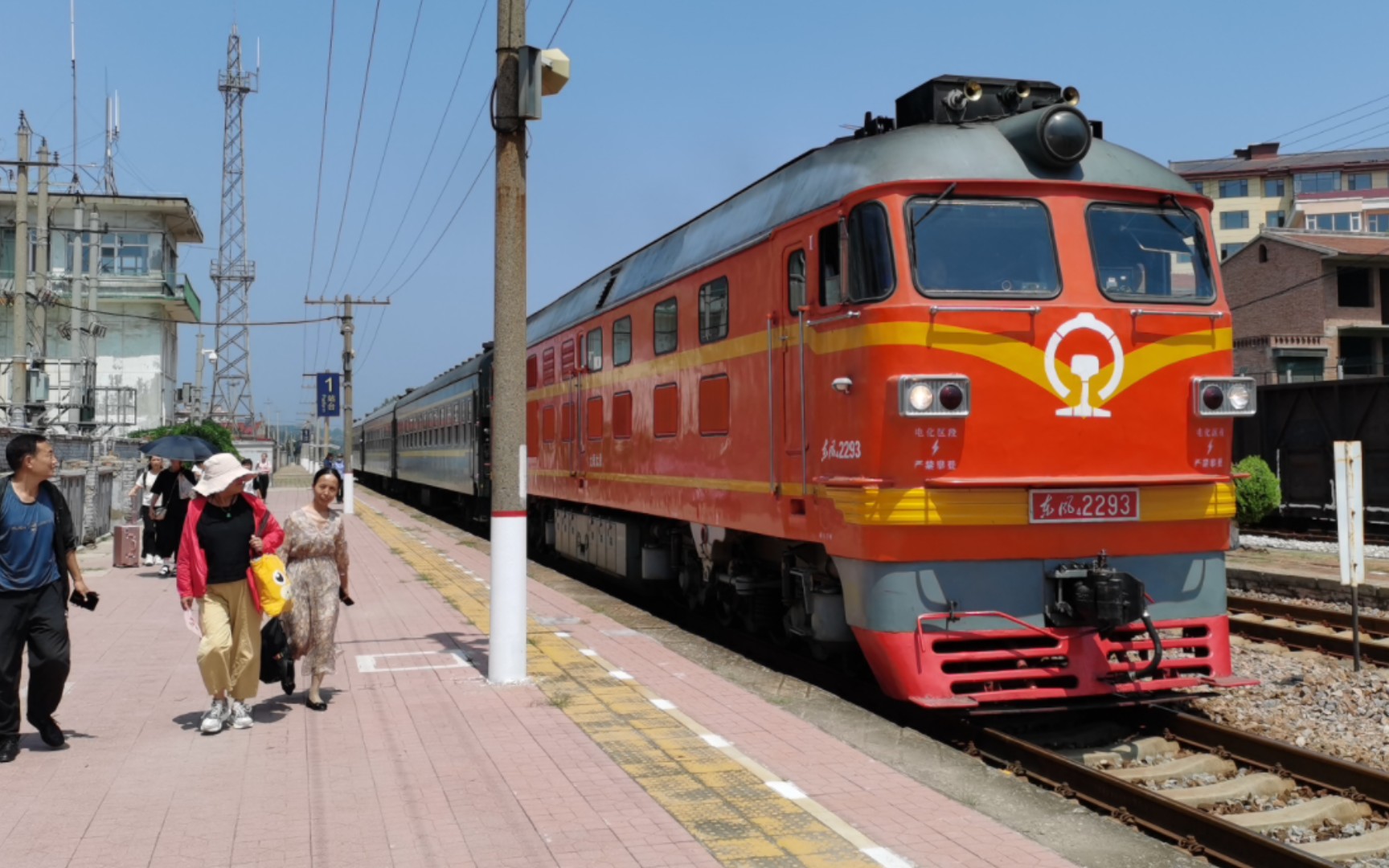 铁路公交车,太焦线"太行公交"扶贫绿皮车记录