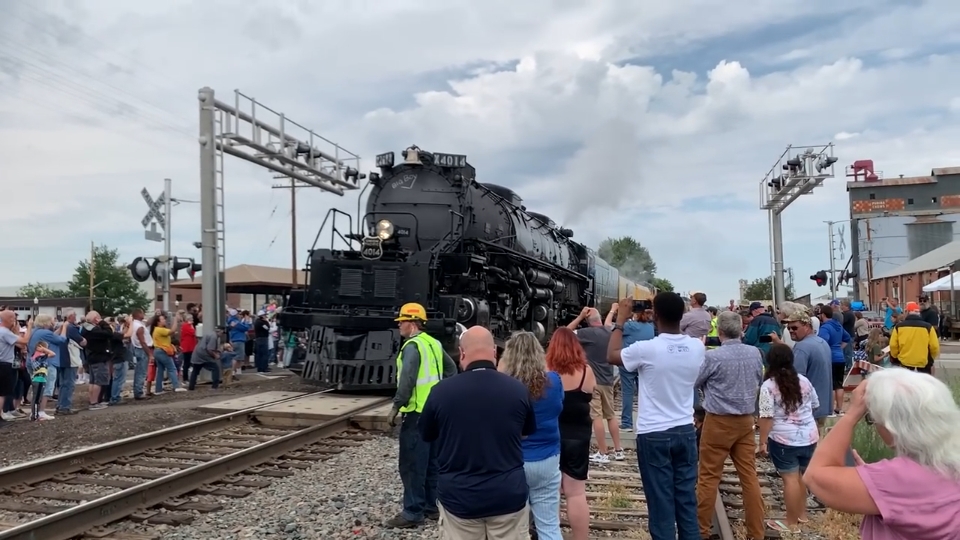 欧洲比利时小镇布鲁日复古火车游玩