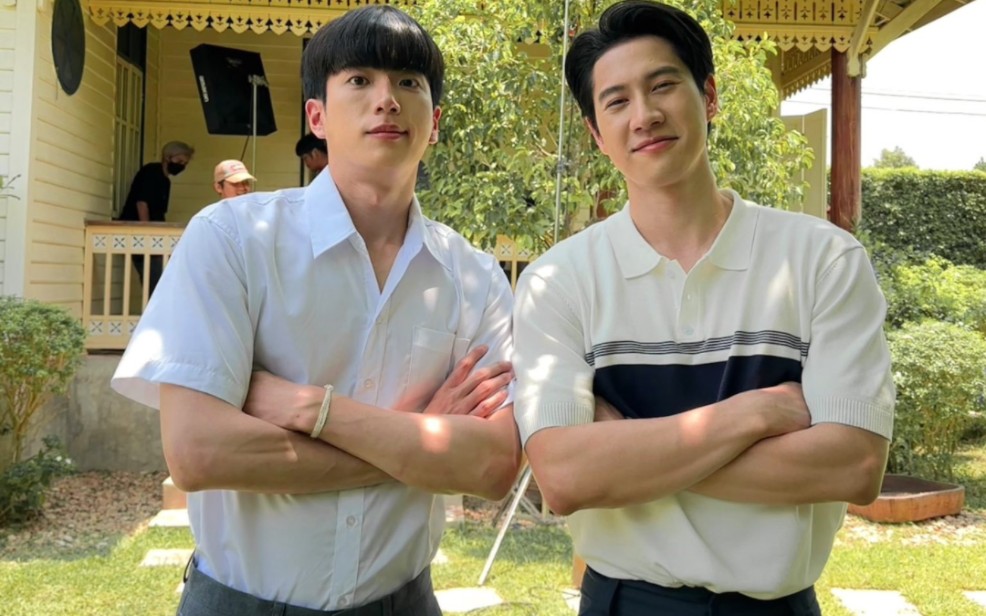 一些瓜花分明的腿……【爱的香气】