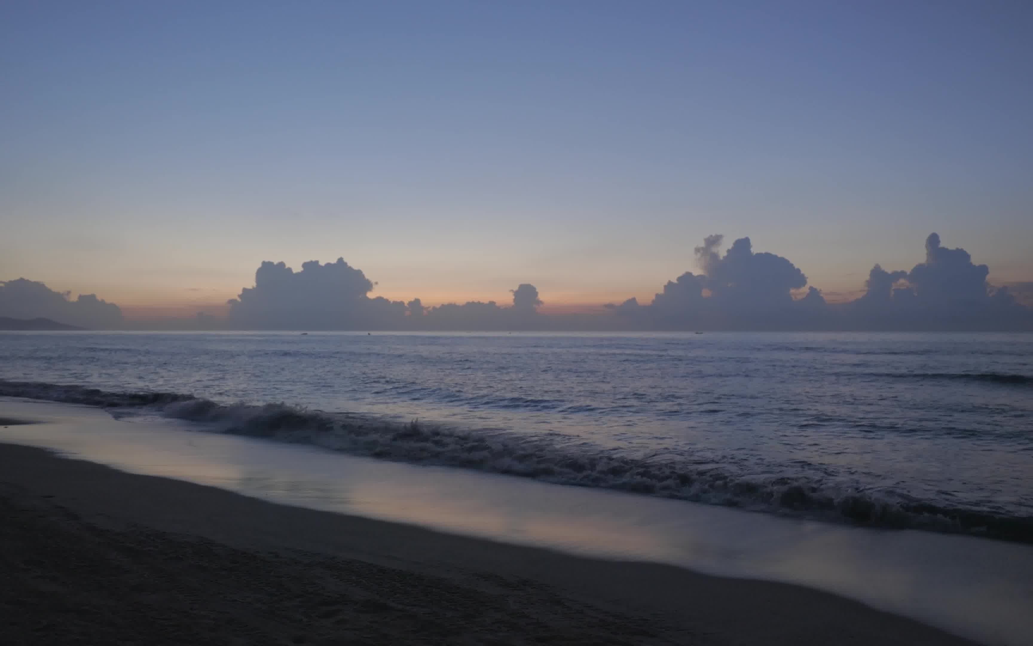 [图]【4K.3D沉浸全景声.白噪音】双月湾.海潮-舒适白噪音