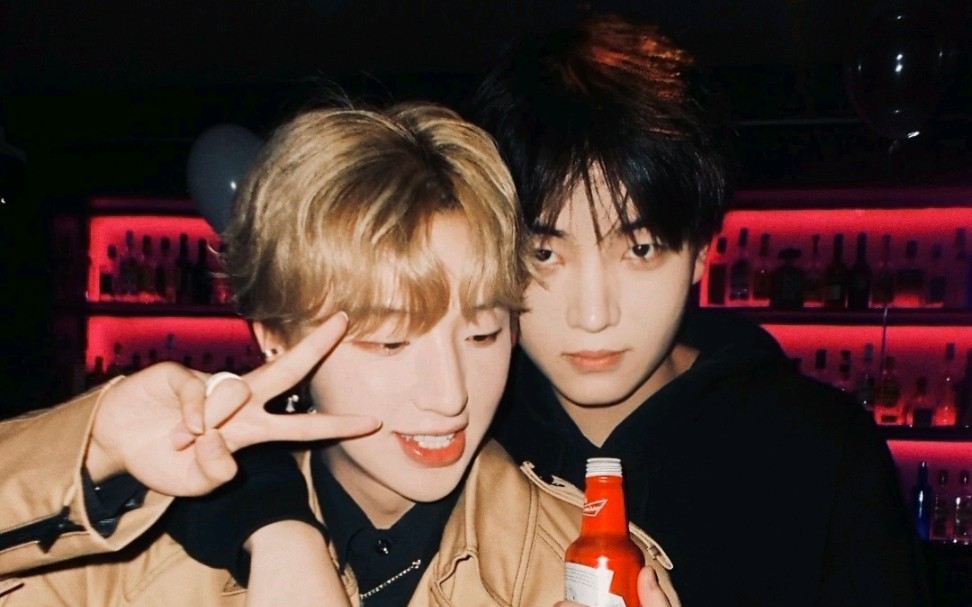 【浩浩捏捏】恋爱一周年剪辑视频_哔哩哔哩 (゜-゜)つロ 干杯~-bili