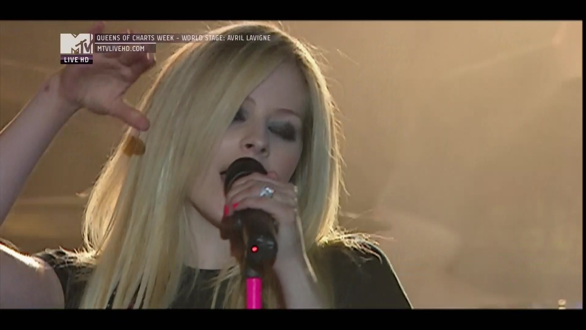 【艾薇儿】Avril LavigneMedley(Elysee MontMartre Paris March 2007)小型演唱会哔哩哔哩bilibili