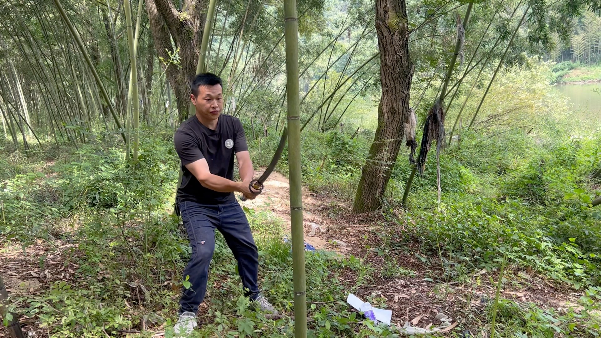 劈砍锋利度可对比,性价比超高,入门级砍砍乐