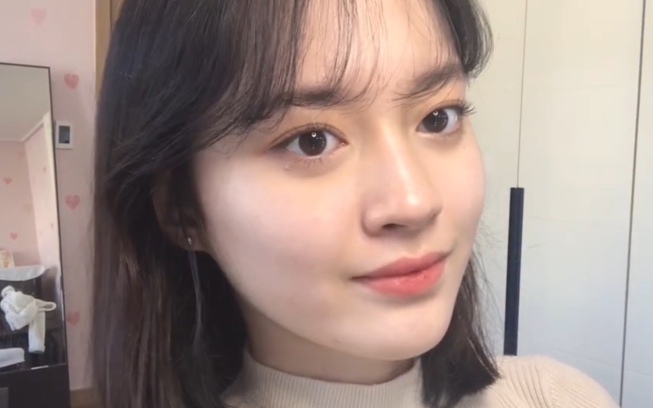 辣米中字学生党5分钟早课妆不用粉底懒人版伪素颜jimin