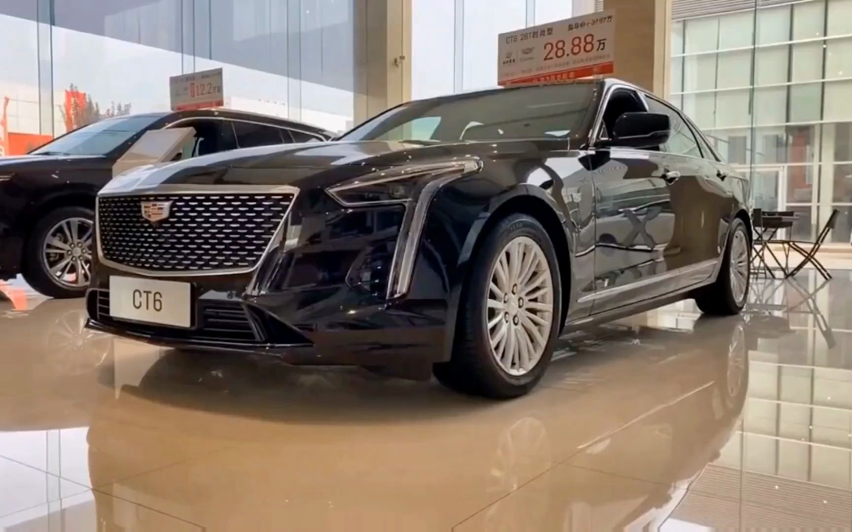 2023款凱迪拉克ct6登場,配2.0t 10擋手自一體,還要啥奧迪a6