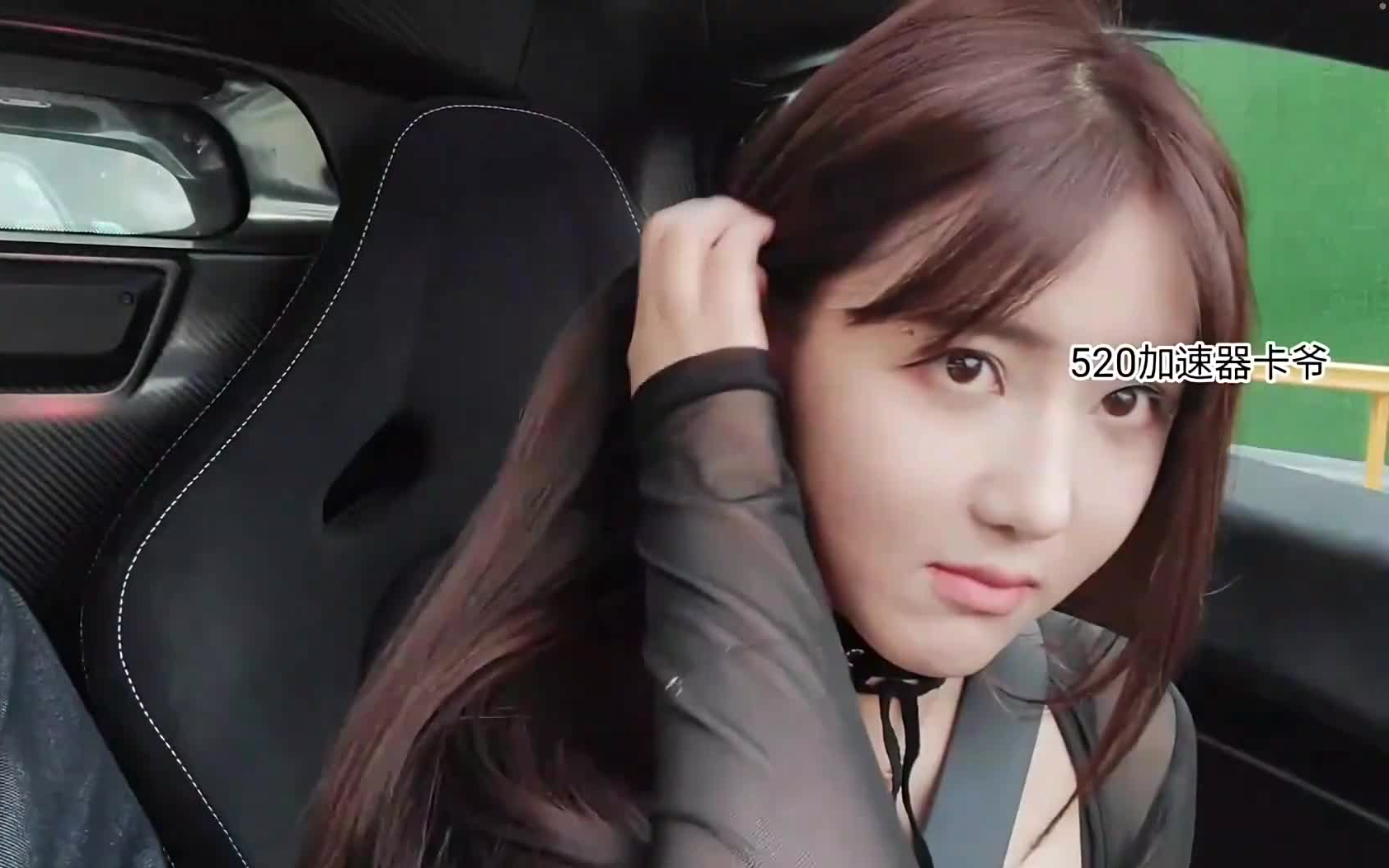 一周年小小小酷哥20200319乔妹第一次出现在酷酷的直播间转眼之间一