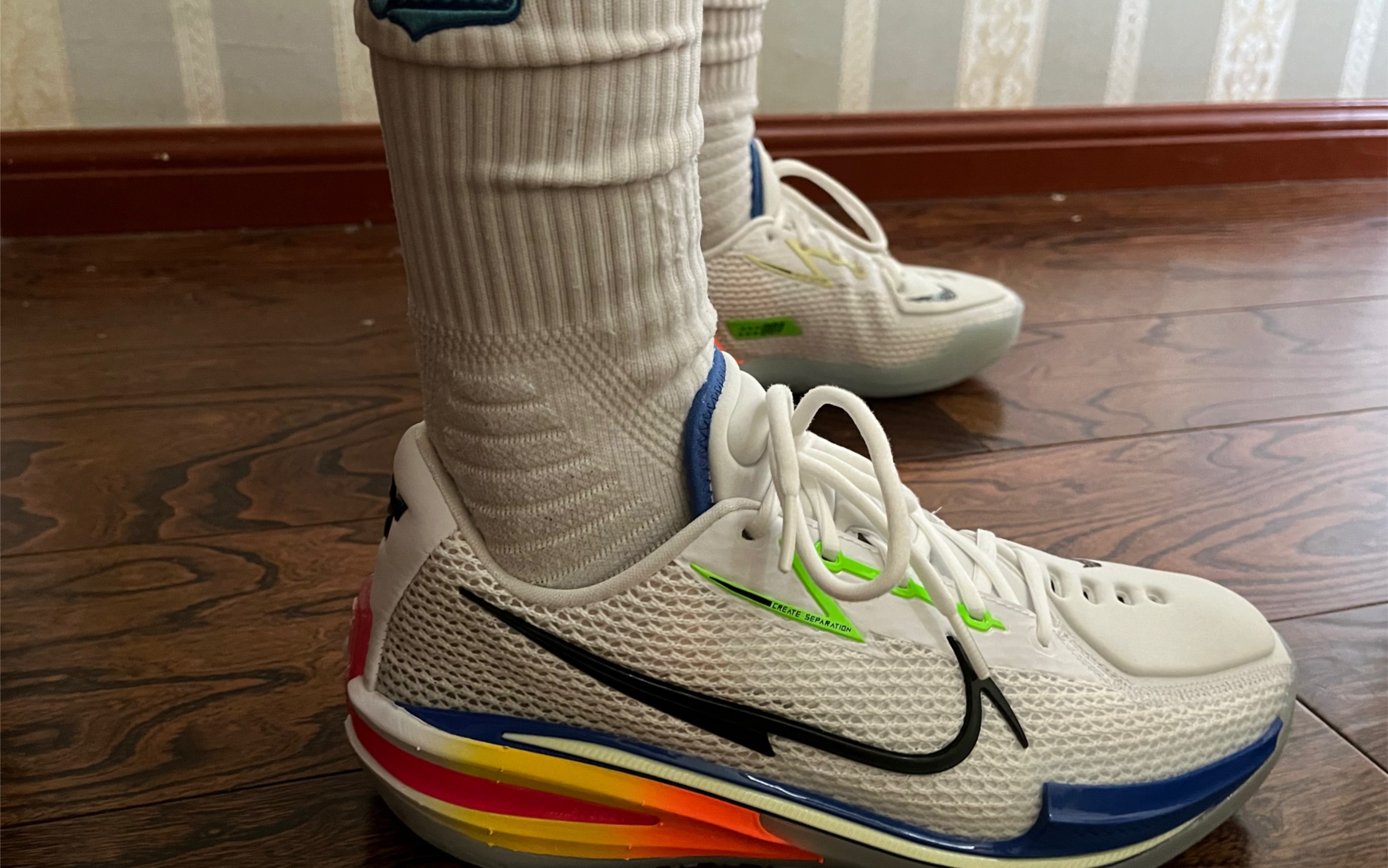 nike zoom gt cut 耐高配色上脚