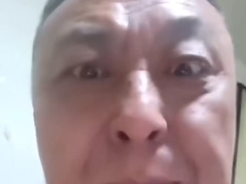 敢不敢跟我比划比划!