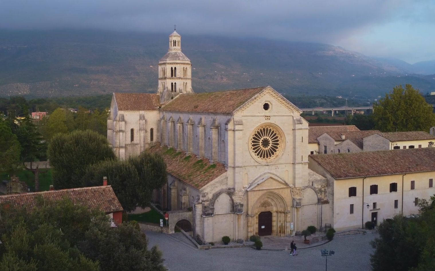 意大利福萨诺瓦修道院