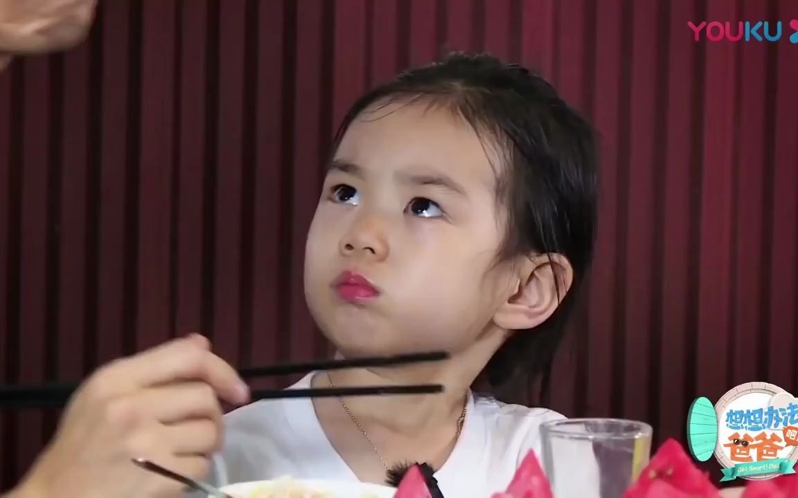 李承铉把双胞胎认错,惨遭lucky翻白眼,太逗了