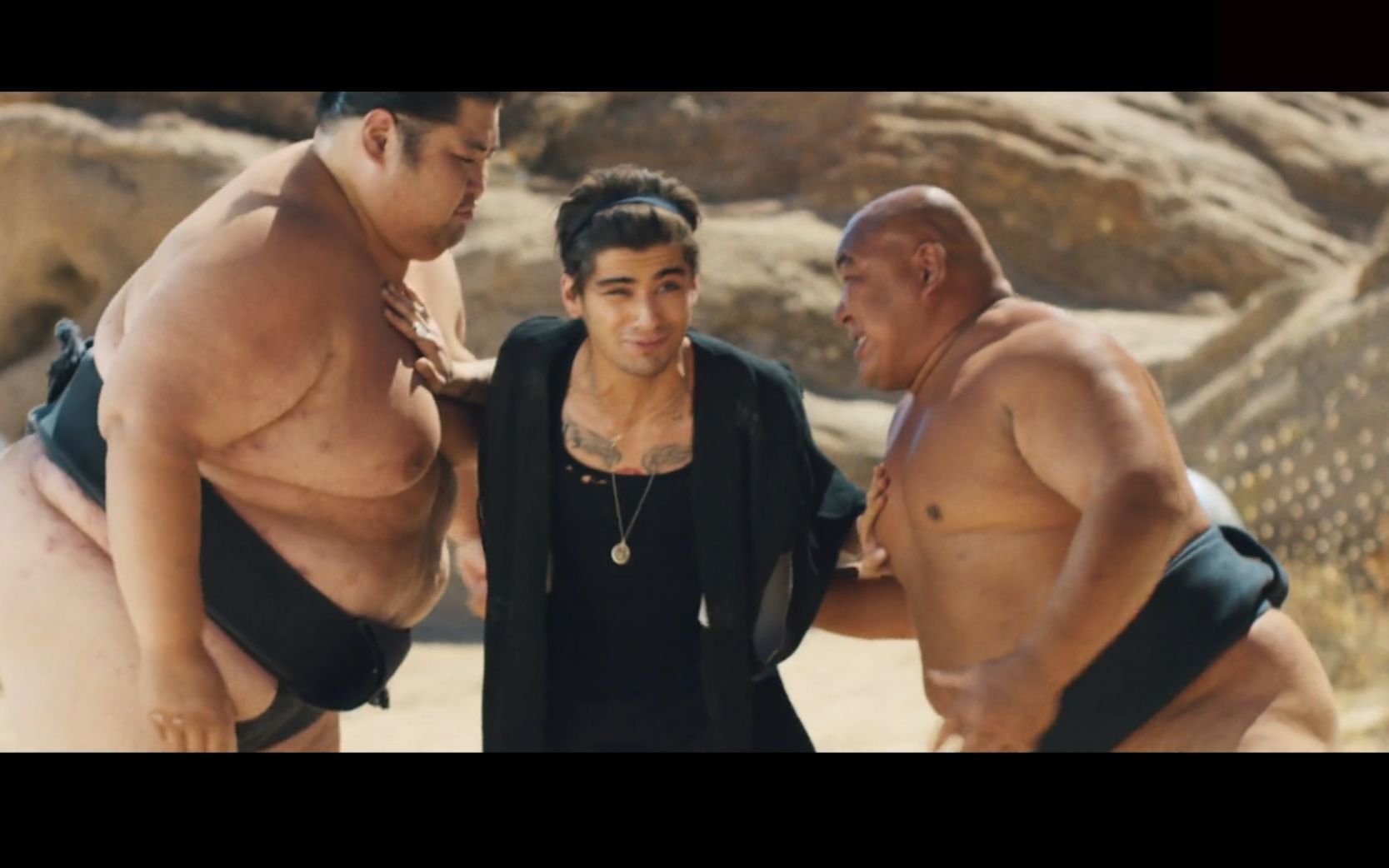 [图]帅炸天！One Direction-Steal My Girl(蓝光)