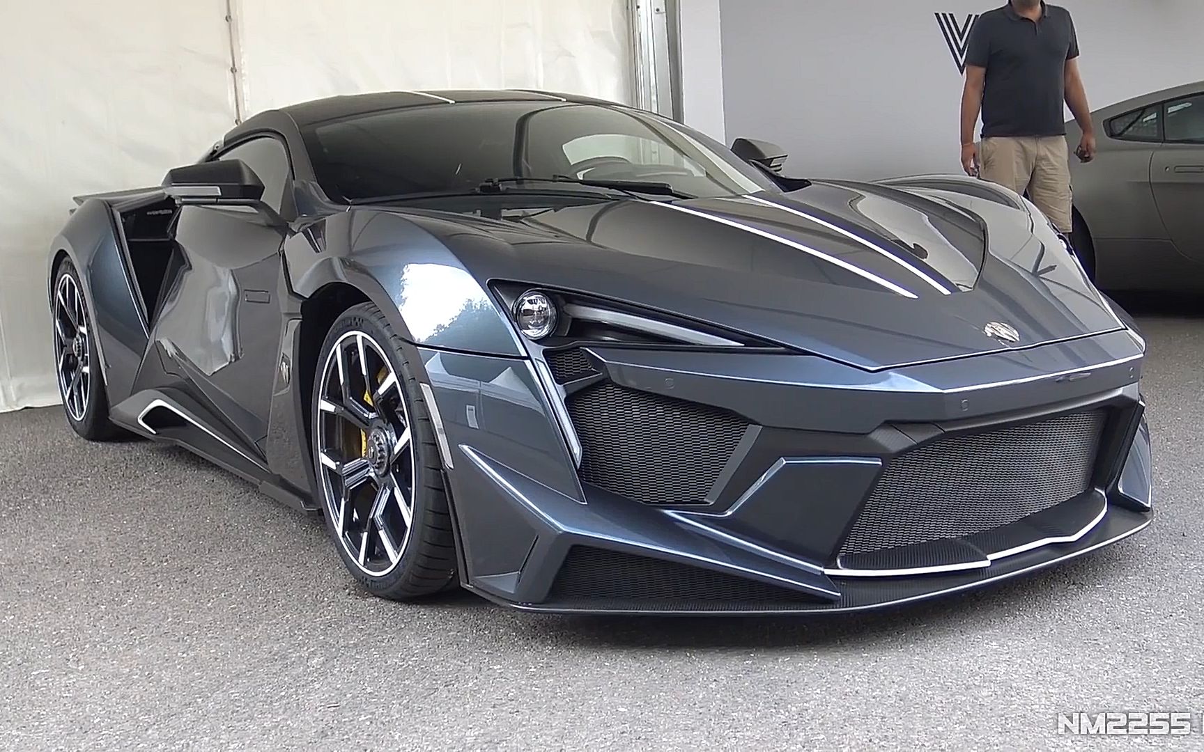 莱肯的继任车型:780hp fenyr supersport限量25台价格超威航 - 4.