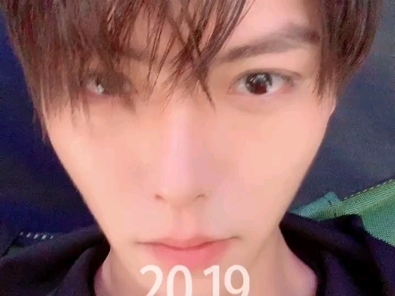 【鱼粮抖音】20190721 16:37 | #当我老了头发白了 还好我们都年轻