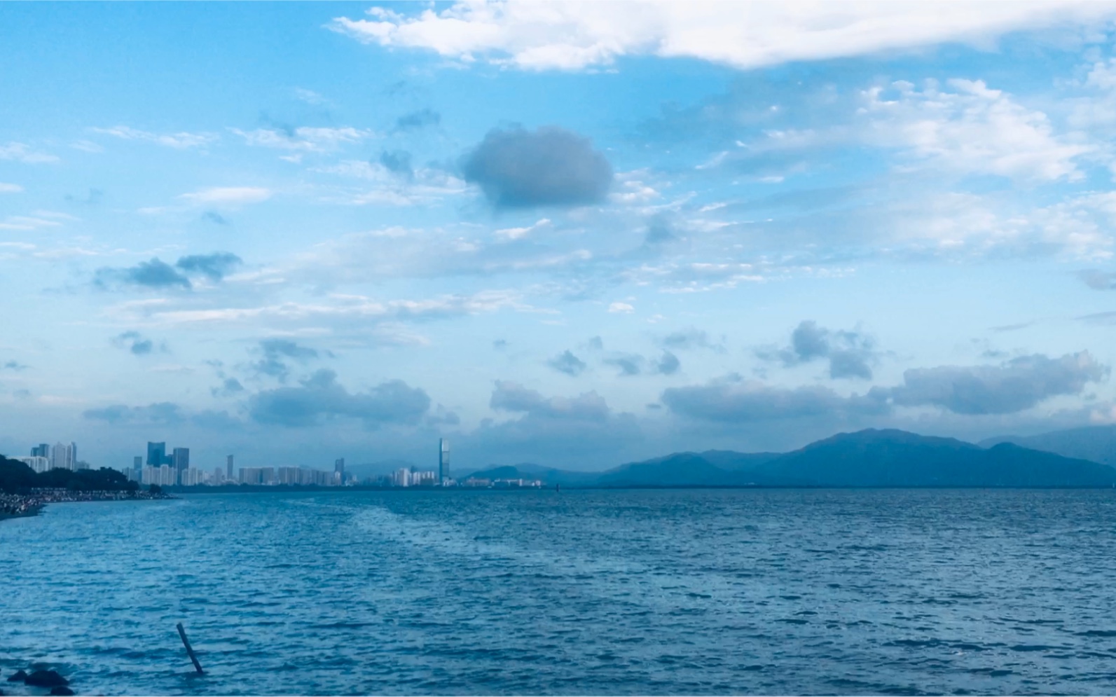大海与天空