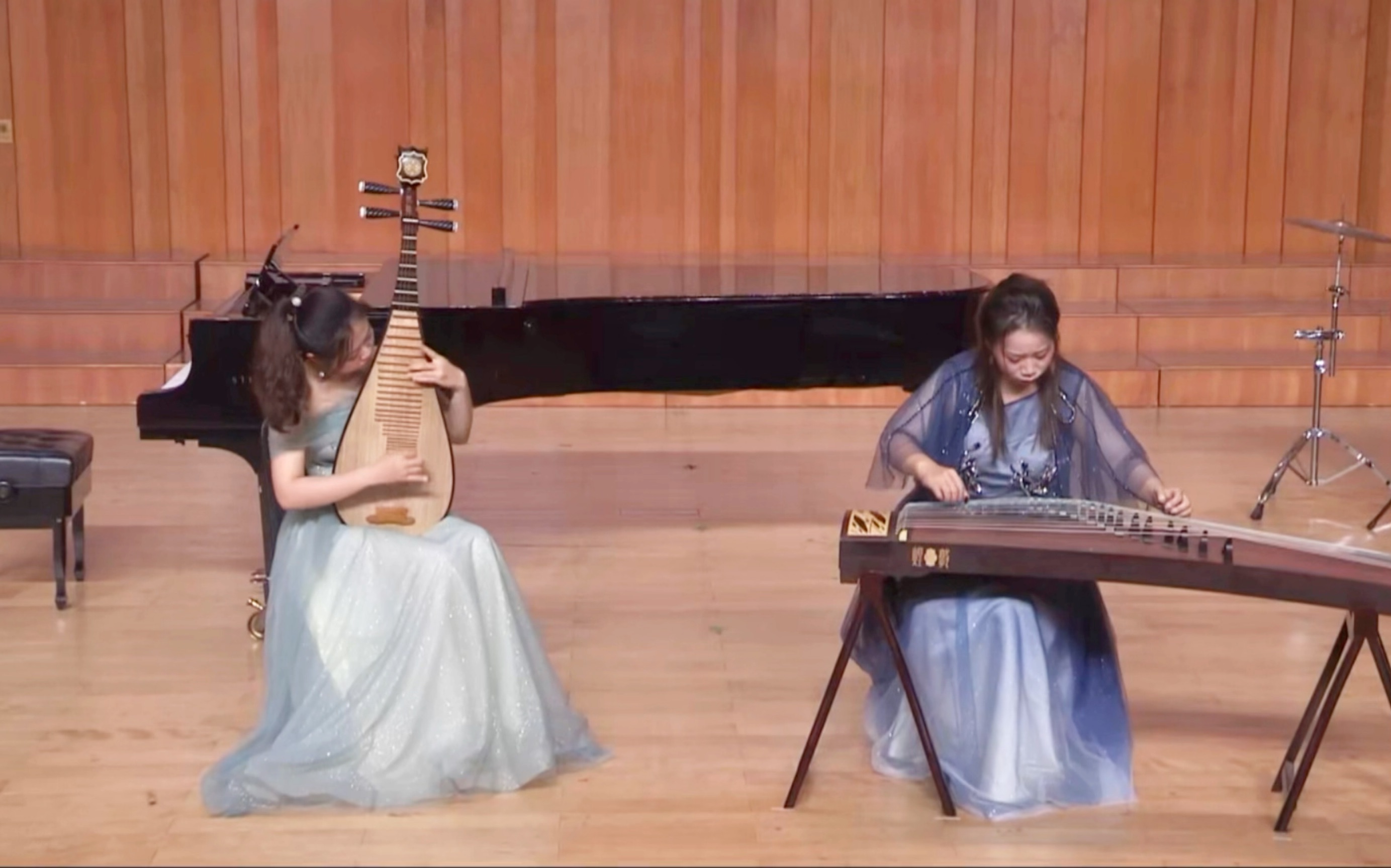 【个人毕业音乐会】唯美的古筝与琵琶二重奏《过雨荷花》!