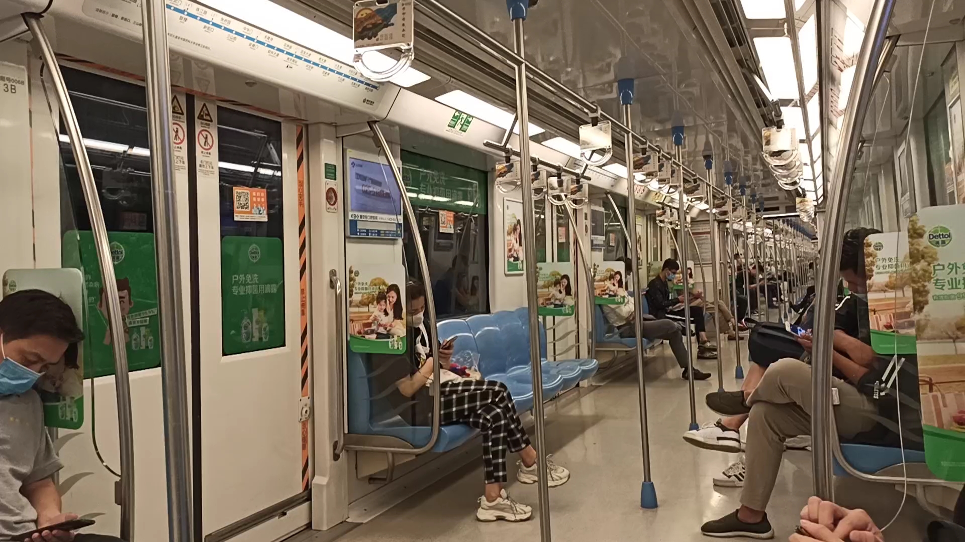 南京地铁1号线第一代胖头鱼南下